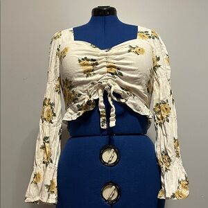 Lulu's Cream floral linen cropped shirt